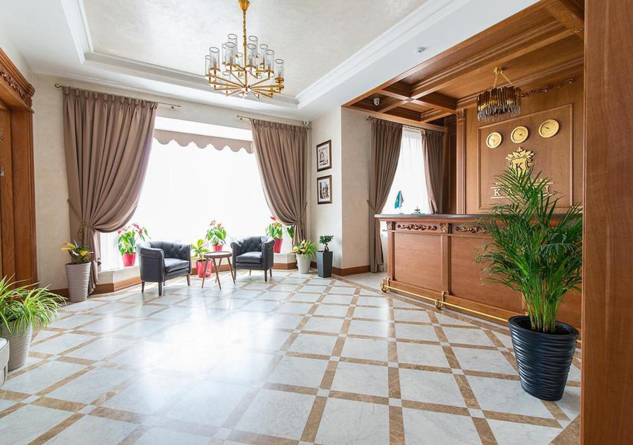 Boutique Hotel Kaspi Temirtau Bagian luar foto